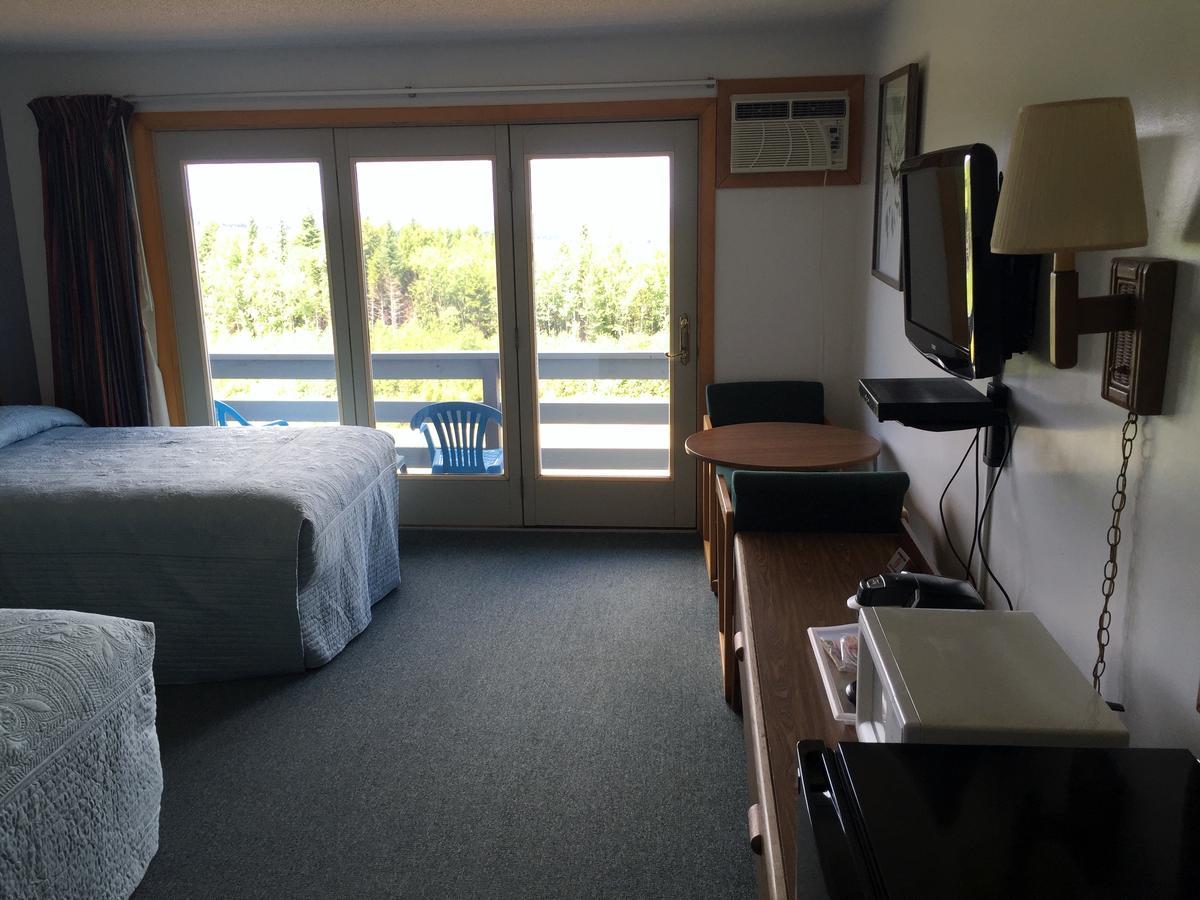 Kineo View Lodge Грийнвил Екстериор снимка